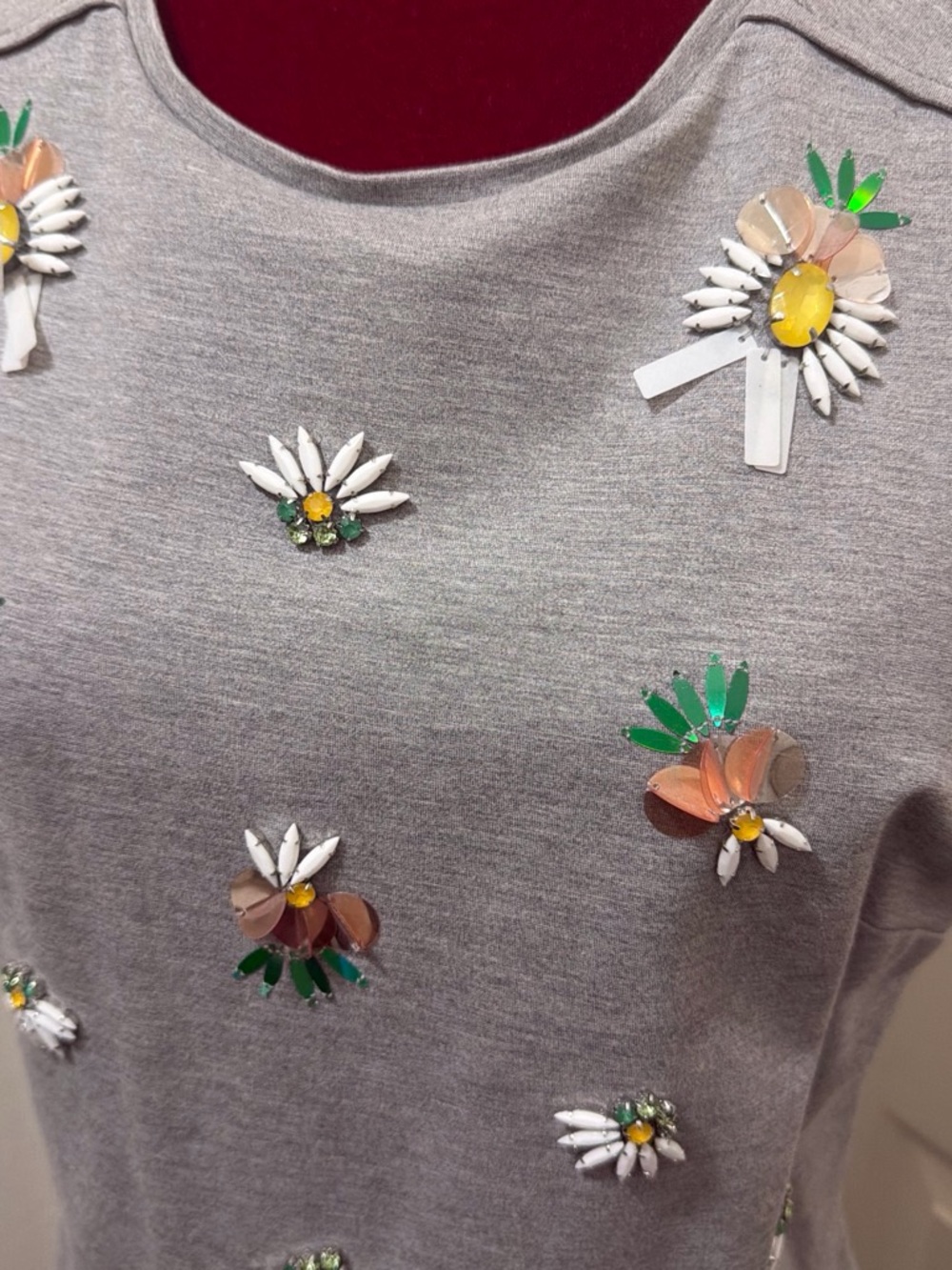 Banana Republic Gray Sleeveless Daisy Appliqué Mini Dress - Picture 2 of 4